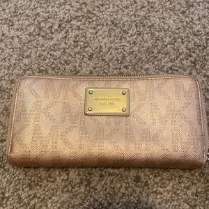 Michael Kors wallet